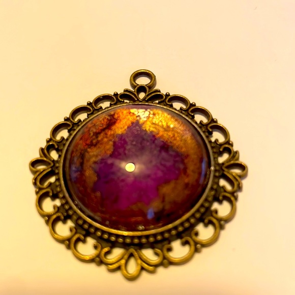 Handmade Jewelry Pendant Alcohol Ink Art Antique Gold Setting Under Domed Glass - Picture 1 of 4